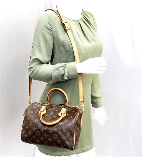 louis vuitton monogram canvas speedy bandouliere 25 bag|louis vuitton epi speedy 25.